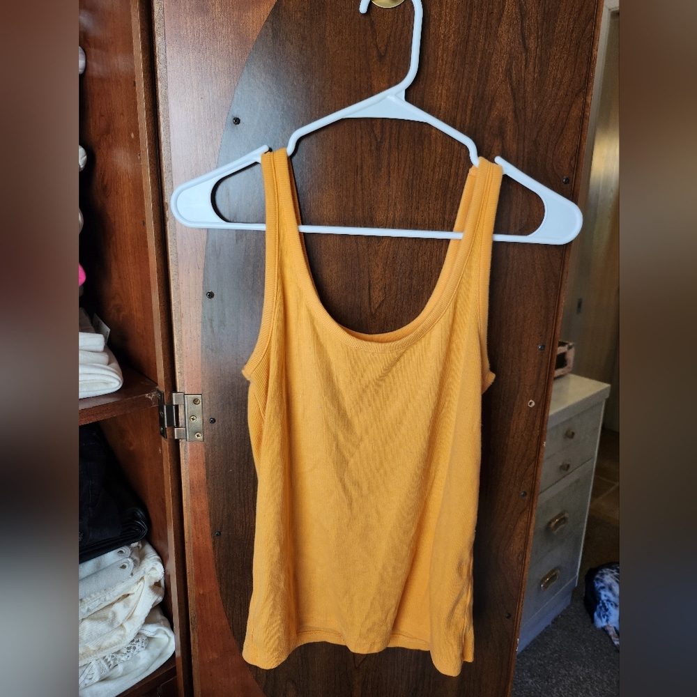 Old Navy Women's Orange Cotton Tank